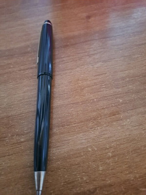 Pen used, writes