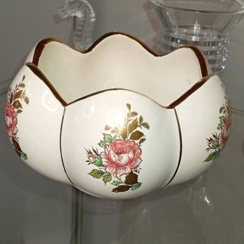 Vintage fondue bowl ceramic with 24k gold like new, lotus design