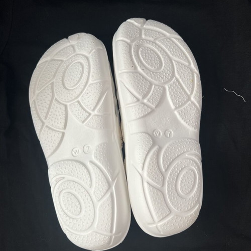 Beach shoes