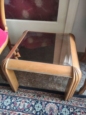 Coffee table set used with mirror, one large and two small