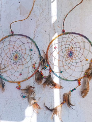 Dreamcatchers handmade, set of 2 with natural feathers used