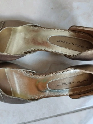 Stella di Sera pumps used, brown with multicolored stones