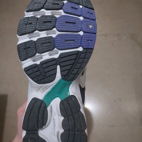 Adidas Originals Astir W athletic shoes used, multicolor, size 36
