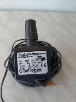 Μετασχηματιστής 220 V-12 V 1 Amp μεταχειρισμένος με πολύ μακρύ καλώδιο