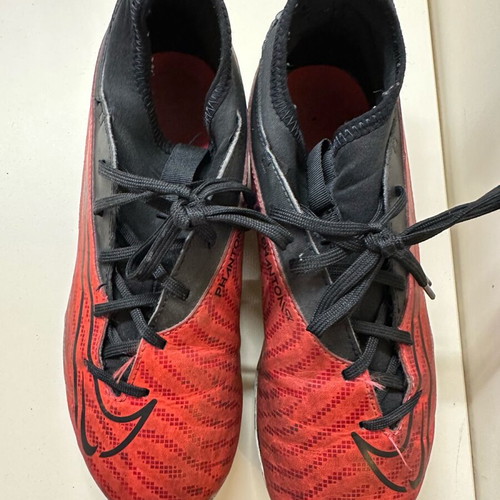Nike Phantom football shoes size 38 used