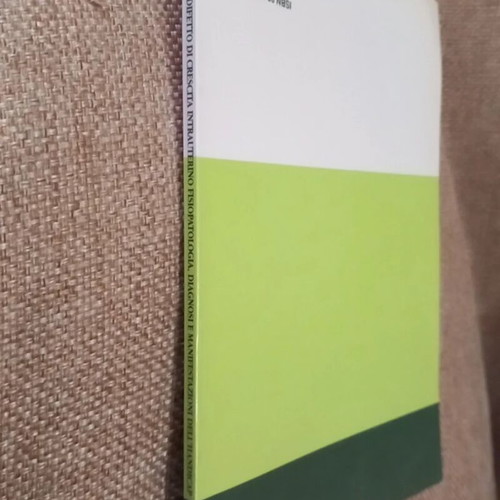 Il difetto di crescita intrauterino book used, Italian