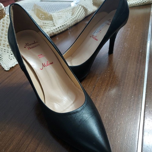 Leather pumps used, black, size 39