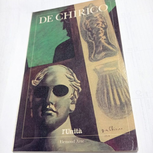 De Chirico L Unita book foreign language Italian like new