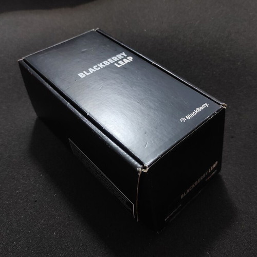 BlackBerry Leap STR100-1 smartphone new with accessories