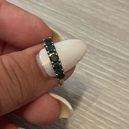 Gold 750 ring with emeralds, used, size 57