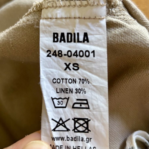 Badila beige knee-high shorts XS