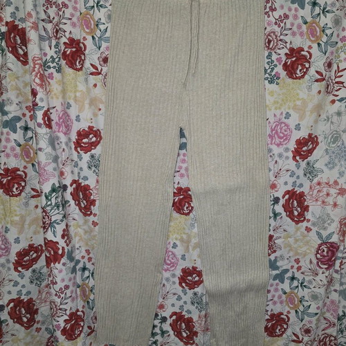 Ribbed lounge pants like new, beige