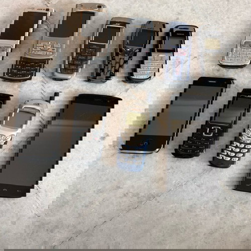 Κινητά συλλεκτικά μεταχειρισμένα από το παρελθόν