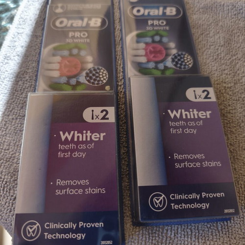 Oral B Whiter replacement heads, 2 packs, new