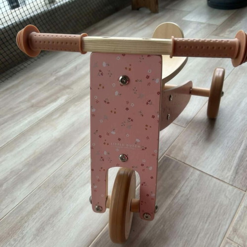 Little Dutch tricycle like new, pink, for 12 months
