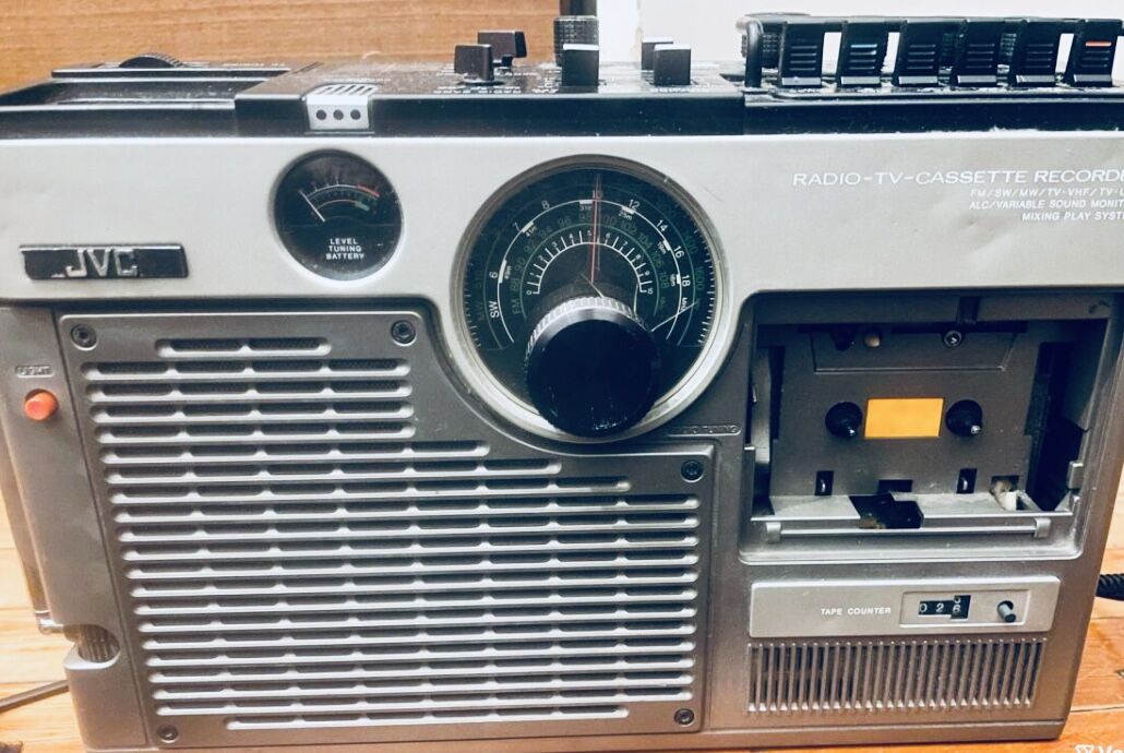 JVC radio cassette television 1971… - € 100,00 - Vendora.cy
