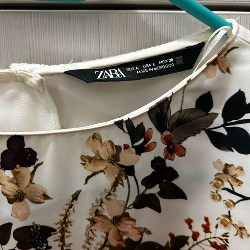 Zara shirt used with floral pattern and satin texture size L