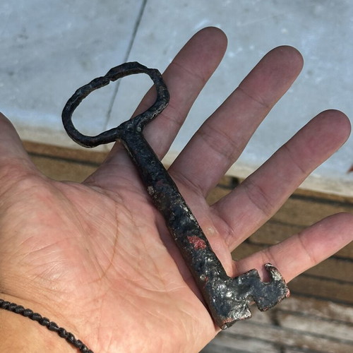 Old Large Metal Key, 12.5 cm