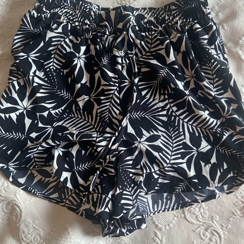 Shorts used, size S