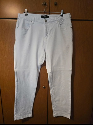 White women's jeans 4XL like new, soft, elastic