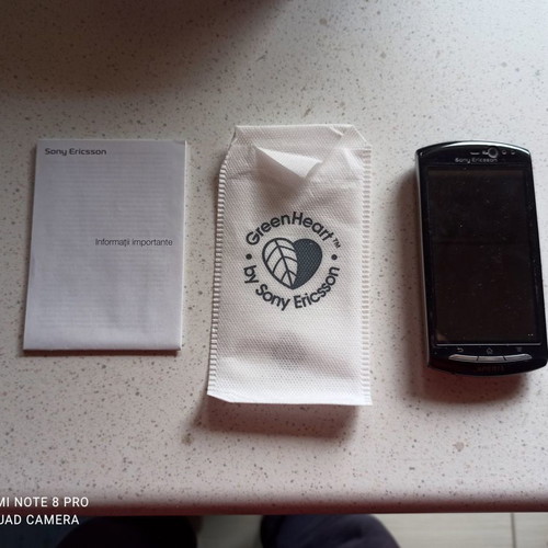 Old mobile phones used for collectors or spare parts