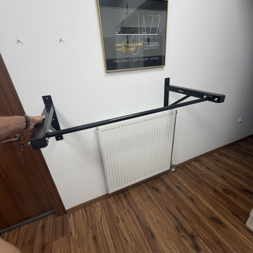 Wall mounted pull up bar, 110 cm