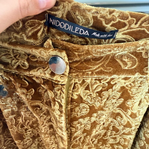 Nidodileda pants like new, black and yellow, size S