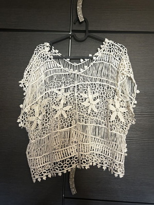 Stradivarius beach blouse one size beige like new
