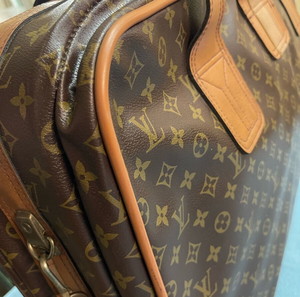 Louis Vuitton Βαλίτσα ταξιδιού : Εξαιρετικη κατάσταση ΔΕΝ ΕΧΕΙ ΧΡΗΣΙΜΟΠΟΙΗΘΕΙ ΠΟΤΕ