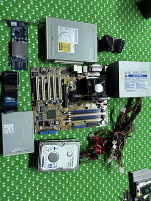 Retro PC Pentium 4 3.0GHz set used with ASUS P4C800-E and GeForce4 MX440