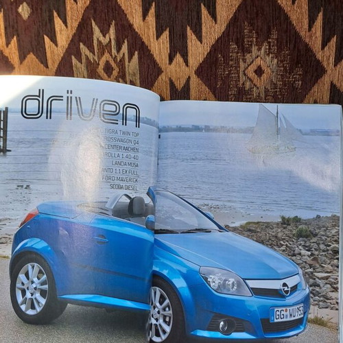 EVO 2004 magazine used