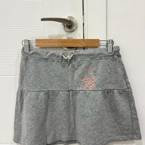 Victoria Couture X Hello Kitty Mini Skirt Size Small like new, gray and pink