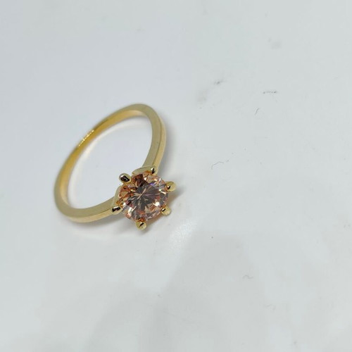 Ring with yellow gold finish and champagne stone, like new
