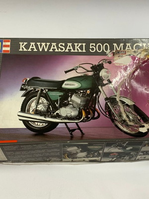 Revell Kawasaki Mach III 1:8 model kit used