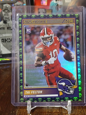 2025 Panini Score Tai Felton Extraterrestrial Alien Holo Case Hit SSP mint