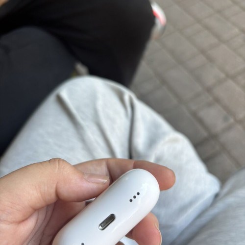 AirPods Pro 2 like new with original case