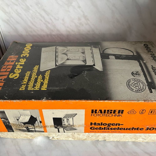 Kaiser 3000 series Model 3090 photographic spotlight like new, 2000w