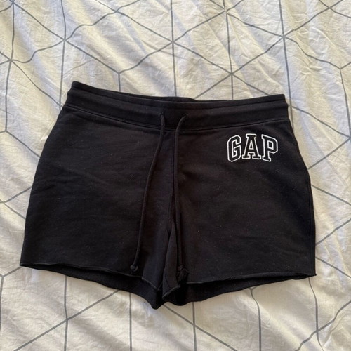 GAP black shorts like new, size S