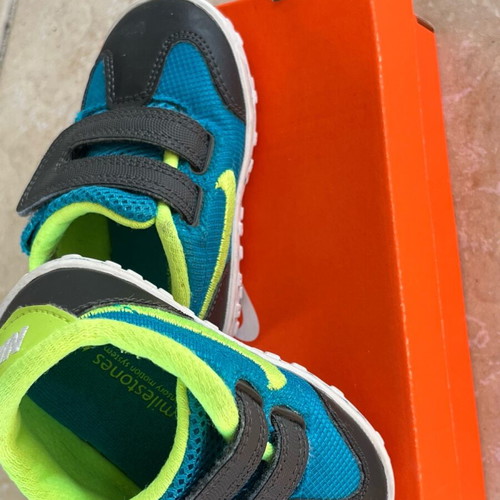 Nike shoes for boy size 19.5 used