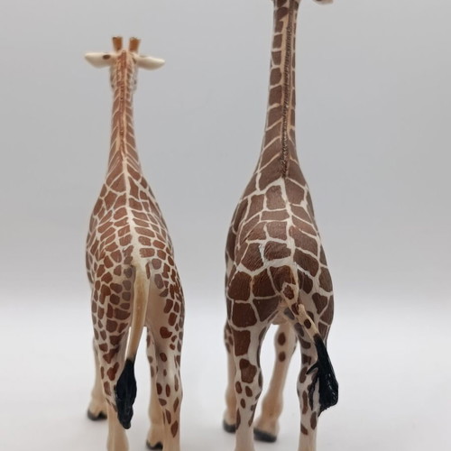 Schleich Wild Life giraffe figures used