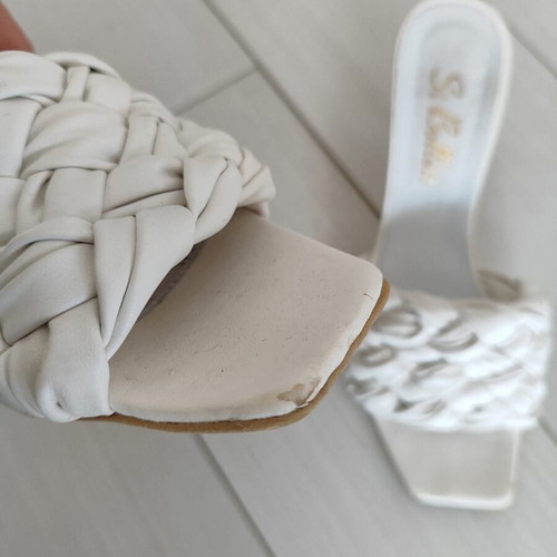 Si Bolleti white sandals like new, size 38 (fits 37)