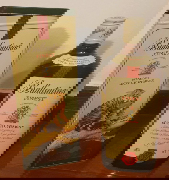 Ballantine's Finest Blended Scotch Whisky