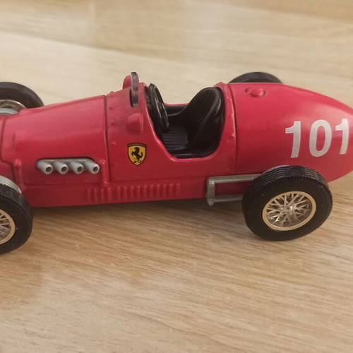 Ferrari 1952 500 F2 toy car used