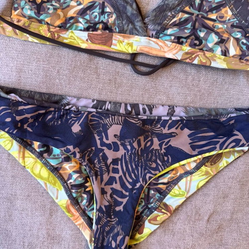 Maaji bikini new, double face with knitted back, colorful, size S