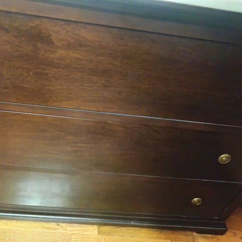 Chest of drawers with three large drawers and white marble like new