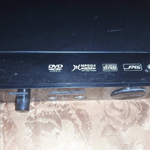 DVD player F&U used