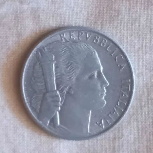 Italian 5 Lire 1950 coin used, aluminum