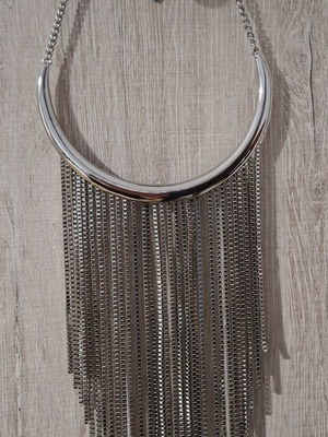 H&M long silver steel necklace