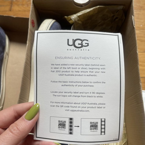 Ugg Australia women's shoes size 40 blue like new