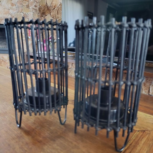 Set of 2 vintage battery table lamps